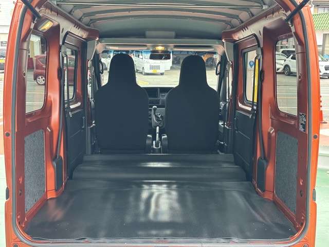 ダイハツ ハイゼットカーゴ ６６０ デラックス ４ＷＤ R6年 (東海) 99