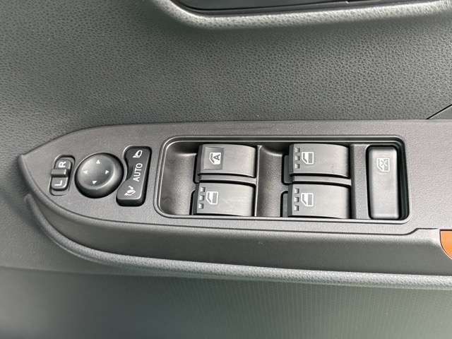 ダイハツ タント ６６０ ファンクロス R6年 (東海) 99