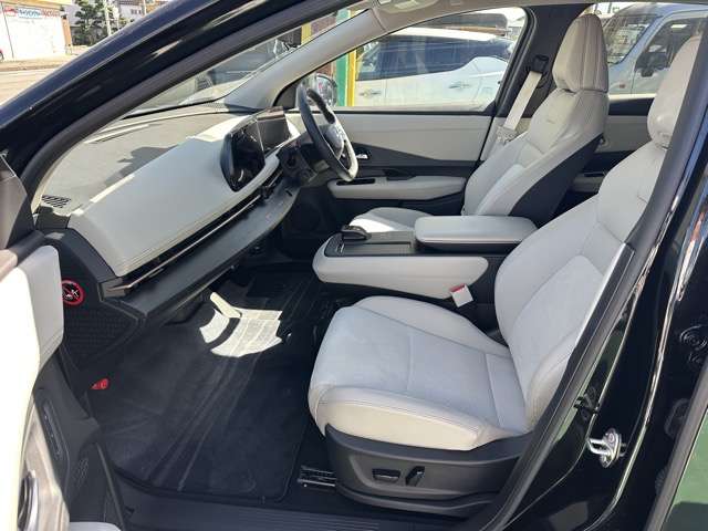 日産 アリア Ｂ６ R5年 (東海) 99