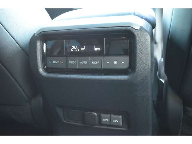 トヨタ ランドクルーザー２５０ ２．７ ＶＸ ４ＷＤ R6年 (関東) 99