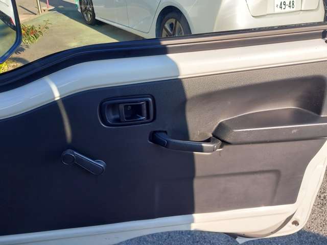 ダイハツ ハイゼットトラック ６６０ スタンダード ３方開 R1年 (九州・沖縄) 99