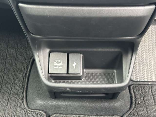 ホンダ フリード＋ １．５ Ｇ ブラックスタイル R6年 (東海) 99