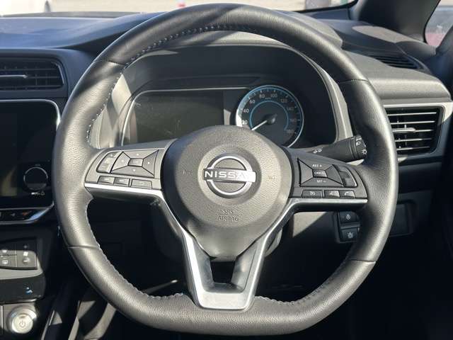 日産 リーフ Ｘ R4年 (東海) 99