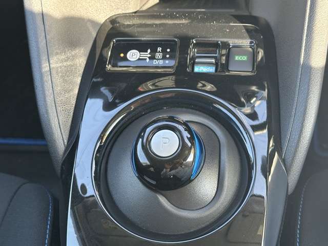 日産 リーフ Ｘ R4年 (東海) 99