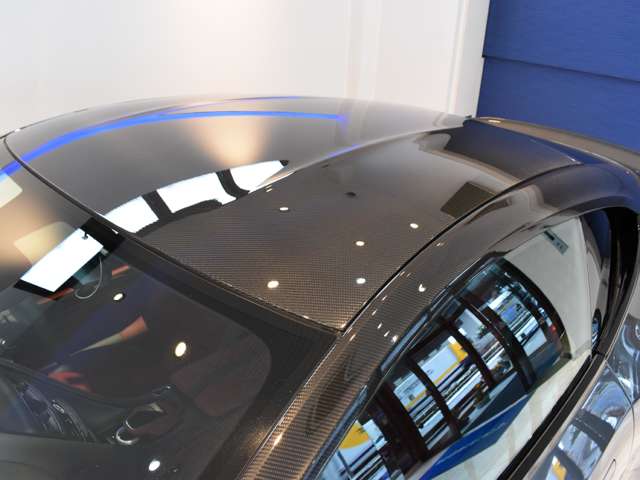 アストンマーティン ＤＢＳスーパーレッジェーラ ７７０アルティメット R6年 (関東) 99