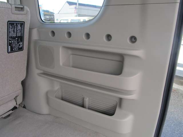 スズキ エブリイワゴン ６６０ ＰＺターボスペシャル ハイルーフ R5年 (中国) 99