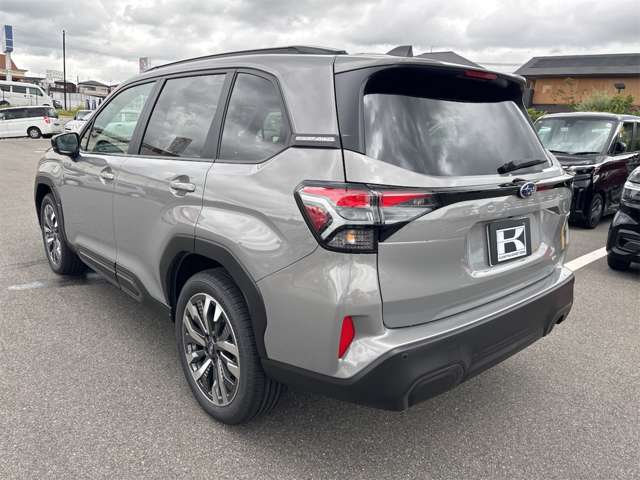 スバル フォレスター　ハイブリッド ２．５ プレミアム Ｓ：ＨＥＶ ＥＸ ４ＷＤ R7年 (近畿) 99
