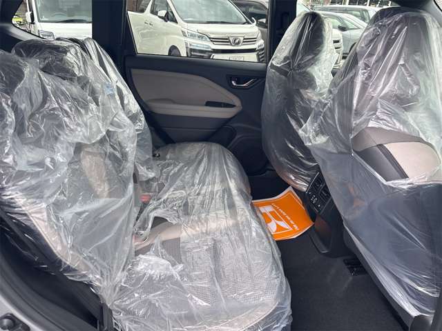 スバル フォレスター　ハイブリッド ２．５ プレミアム Ｓ：ＨＥＶ ＥＸ ４ＷＤ R7年 (近畿) 99