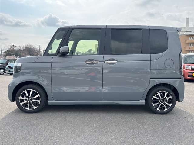 ホンダ Ｎ　ＢＯＸ カスタム ６６０ コーディネートスタイル モノトーン R6年 (近畿) 99