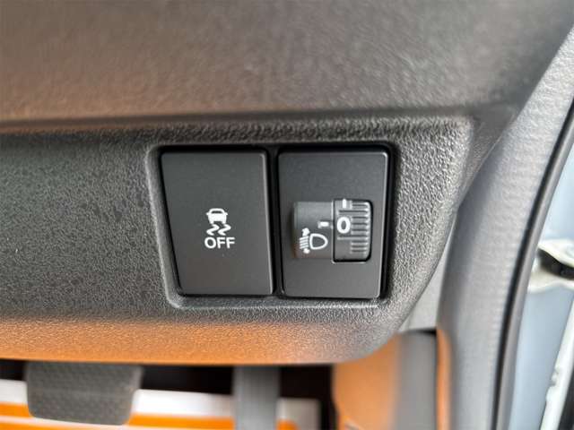 ホンダ Ｎ　ＢＯＸ カスタム ６６０ コーディネートスタイル モノトーン R6年 (近畿) 99