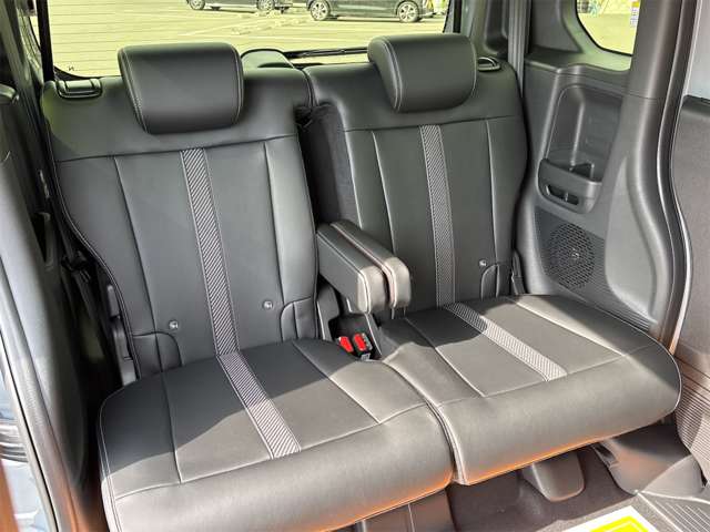 ホンダ Ｎ　ＢＯＸ カスタム ６６０ コーディネートスタイル モノトーン R6年 (近畿) 99