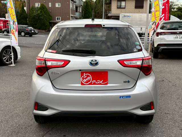 トヨタ ヴィッツ　ハイブリッド １．５ ハイブリッド Ｆ H29年 (関東) 99