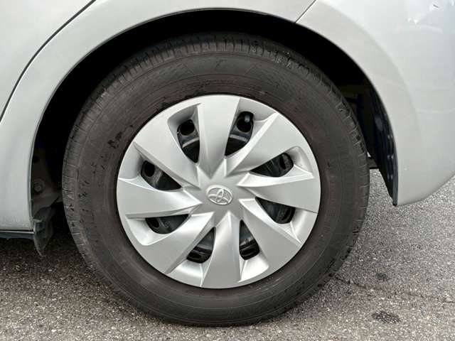 トヨタ ヴィッツ　ハイブリッド １．５ ハイブリッド Ｆ H29年 (関東) 99