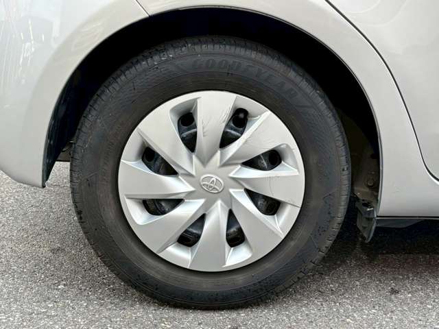 トヨタ ヴィッツ　ハイブリッド １．５ ハイブリッド Ｆ H29年 (関東) 99