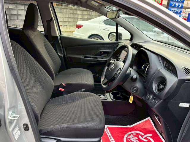 トヨタ ヴィッツ　ハイブリッド １．５ ハイブリッド Ｆ H29年 (関東) 99