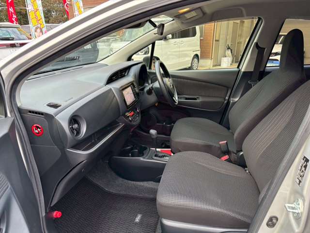 トヨタ ヴィッツ　ハイブリッド １．５ ハイブリッド Ｆ H29年 (関東) 99