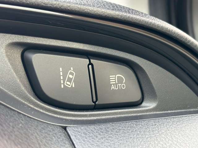 トヨタ ヴィッツ　ハイブリッド １．５ ハイブリッド Ｆ H29年 (関東) 99