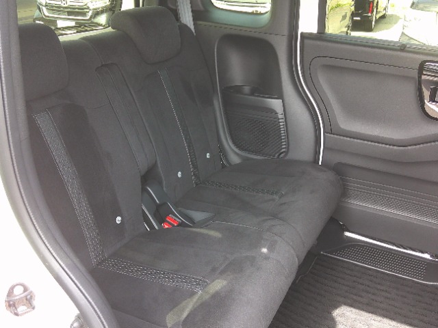 ホンダ Ｎ　ＢＯＸ カスタム ６６０ Ｌ R5年 (東北) 99