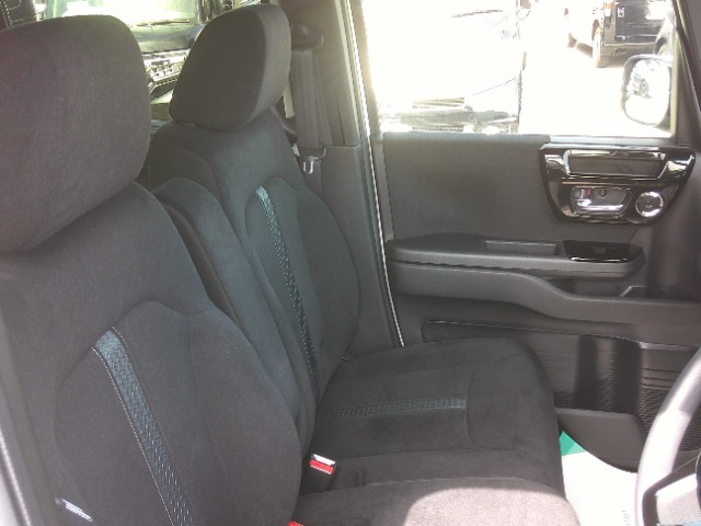 ホンダ Ｎ　ＢＯＸ カスタム ６６０ Ｌ R5年 (東北) 99