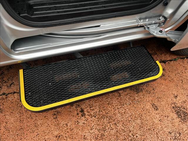 日産 ＮＶ２００バネットバン チェアキャブ スロープタイプ 車イス２名仕 H30年 (関東) 99