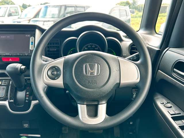 ホンダ Ｎ　ＢＯＸ ６６０ Ｇ ＳＳパッケージ H26年 (九州・沖縄) 99