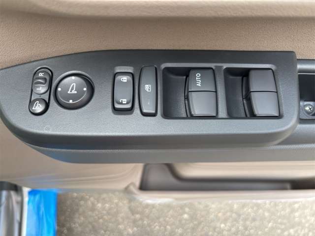 ホンダ Ｎ　ＢＯＸ ジョイ ６６０ モノトーン R7年 (近畿) 99