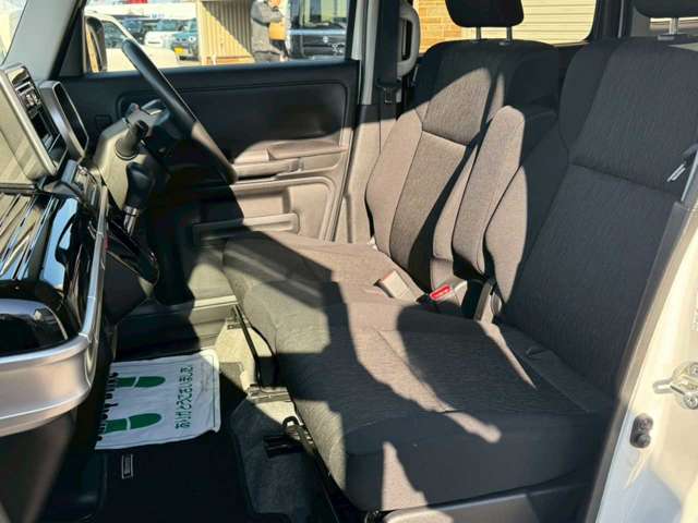 スズキ スペーシア ６６０ カスタム ハイブリッド ＧＳ 衝突被害軽減ブレーキ非装着車 ４ＷＤ H30年 (北海道) 99