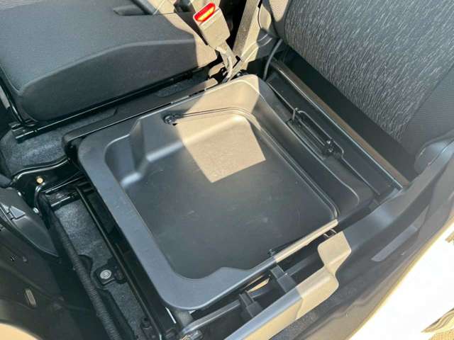 スズキ スペーシア ６６０ カスタム ハイブリッド ＧＳ 衝突被害軽減ブレーキ非装着車 ４ＷＤ H30年 (北海道) 99