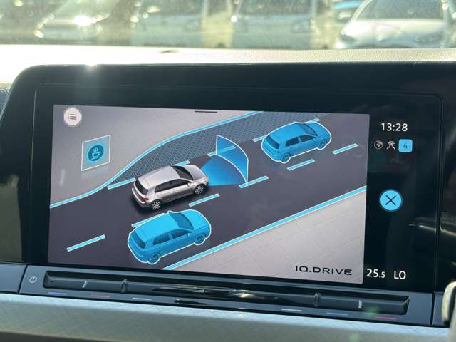 フォルクスワーゲン ゴルフ ｅＴＳＩ　アクティブ R3年 (九州・沖縄) 99