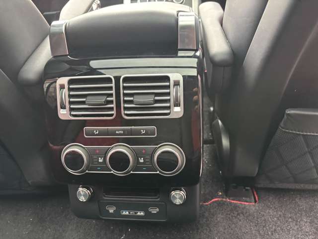 ランドローバー レンジローバー ＳＶオートバイオグラフィ ダイナミック ４ＷＤ H29年 (関東) 99