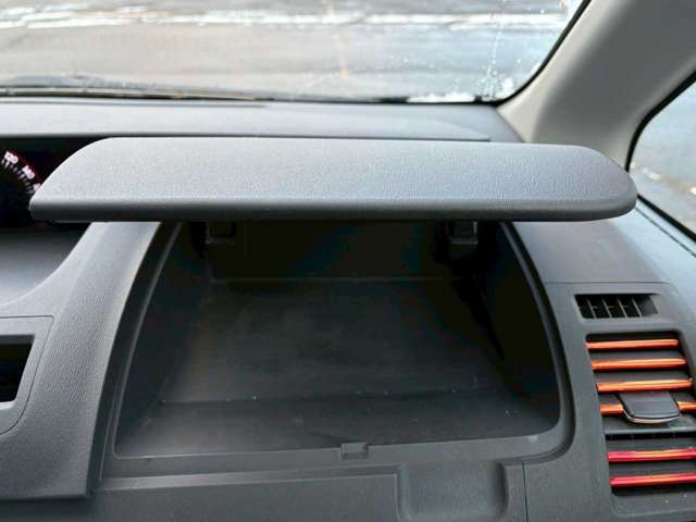 トヨタ ノア ２．０ Ｓ ４ＷＤ H19年 (北海道) 99