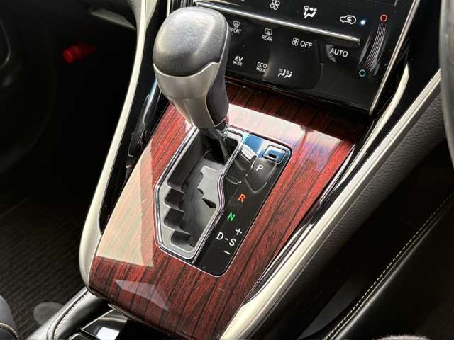 トヨタ ハリアー　ハイブリッド ２．５ ハイブリッド Ｅ－ＦＯＵＲ プレミアム アドバンストパッケージ ４ＷＤ H26年 (東北) 99