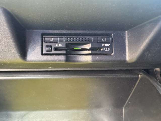 トヨタ ハリアー　ハイブリッド ２．５ ハイブリッド Ｅ－ＦＯＵＲ プレミアム アドバンストパッケージ ４ＷＤ H26年 (東北) 99