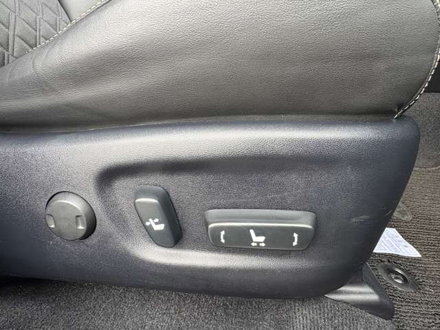 トヨタ ハリアー　ハイブリッド ２．５ ハイブリッド Ｅ－ＦＯＵＲ プレミアム アドバンストパッケージ ４ＷＤ H26年 (東北) 99