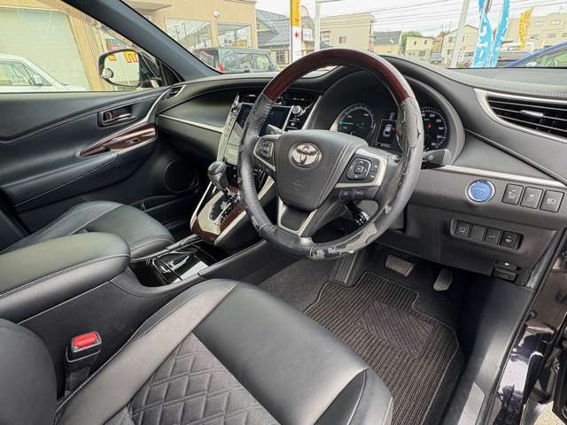 トヨタ ハリアー　ハイブリッド ２．５ ハイブリッド Ｅ－ＦＯＵＲ プレミアム アドバンストパッケージ ４ＷＤ H26年 (東北) 99