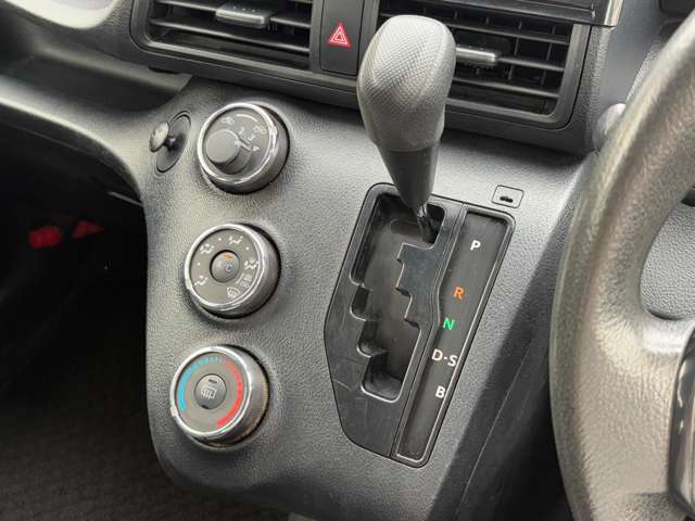 トヨタ シエンタ １．５ Ｘ Ｖパッケージ ４ＷＤ H29年 (東北) 99