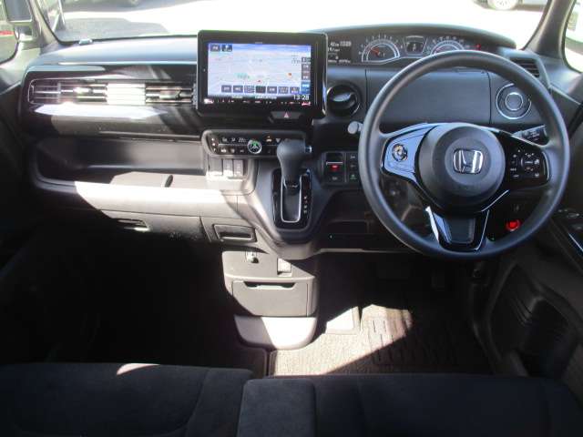 ホンダ Ｎ　ＢＯＸ カスタム ６６０ Ｌ R4年 (中国) 99