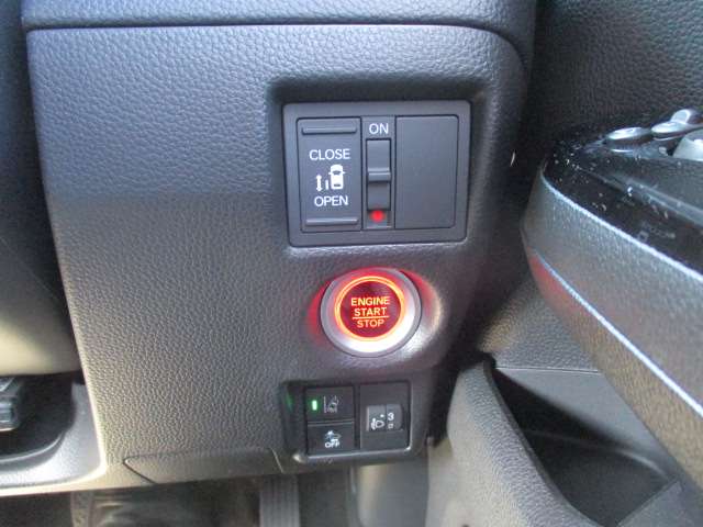 ホンダ Ｎ　ＢＯＸ カスタム ６６０ Ｌ R4年 (中国) 99