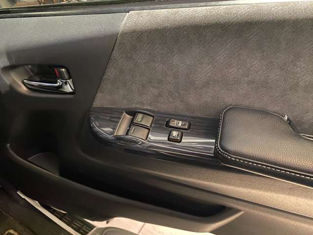 トヨタ ハイエースワゴン ２．７ ＧＬ ロング ミドルルーフ R3年 (九州・沖縄) 99