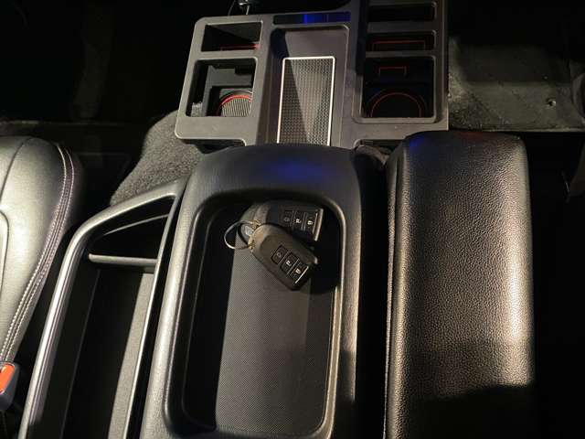 トヨタ ハイエースワゴン ２．７ ＧＬ ロング ミドルルーフ R3年 (九州・沖縄) 99