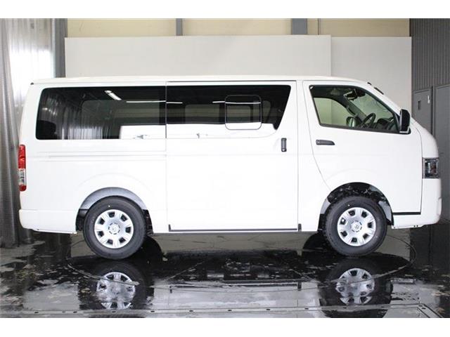 トヨタ ハイエースバン ２．８ ＤＸ ロング ＧＬパッケージ ディーゼルターボ ４ＷＤ R7年 (北海道) 99
