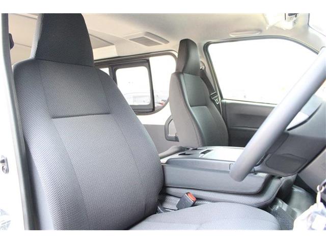 トヨタ ハイエースバン ２．８ ＤＸ ロング ＧＬパッケージ ディーゼルターボ ４ＷＤ R7年 (北海道) 99
