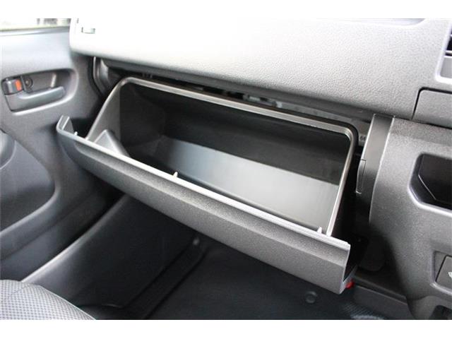 トヨタ ハイエースバン ２．８ ＤＸ ロング ＧＬパッケージ ディーゼルターボ ４ＷＤ R7年 (北海道) 99