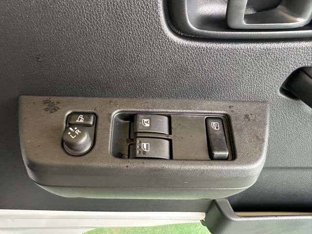 ダイハツ ハイゼットトラック ６６０ エクストラ ３方開 ４ＷＤ R7年 (東海) 99