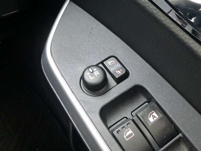 トヨタ ルーミー １．０ カスタム Ｇ－Ｔ R3年 (東北) 99