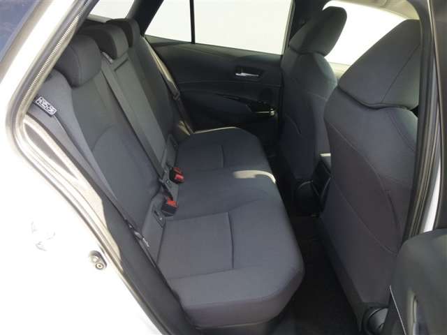 トヨタ カローラ　ツーリング　ハイブリッド １．８ ハイブリッド Ｓ R2年 (東北) 99