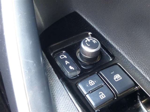 トヨタ カローラ　ツーリング　ハイブリッド １．８ ハイブリッド Ｓ R2年 (東北) 99