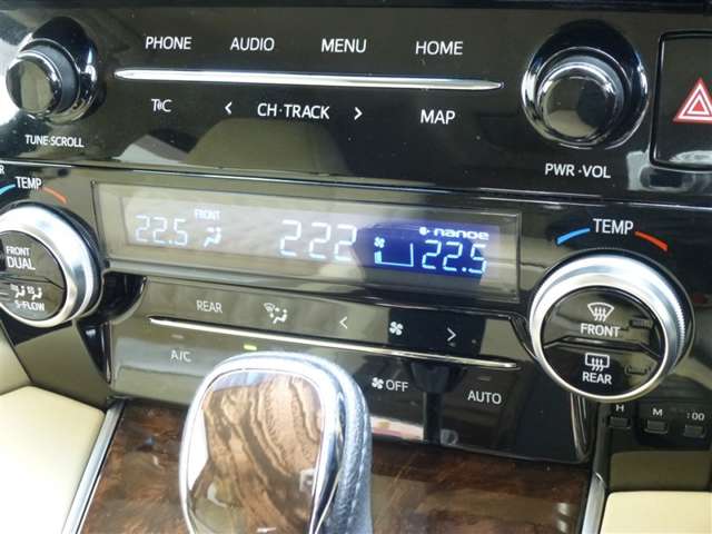 トヨタ アルファード　ハイブリッド ハイブリッド ２．５ Ｘ Ｅ－ＦＯＵＲ ４ＷＤ R3年 (東北) 99