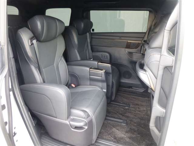 トヨタ アルファード　ハイブリッド ハイブリッド ２．５ Ｚ R6年 (東北) 99