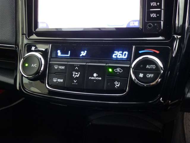 トヨタ カローラフィールダー　ハイブリッド １．５ ハイブリッド Ｇ Ｗ×Ｂ H30年 (東北) 99